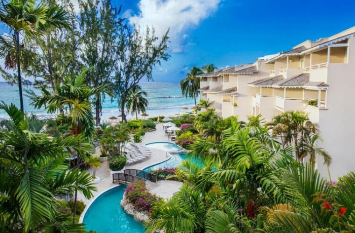 Kulisse von Barbados mir privaten Villen des Hotels Bougainvillea Barbados