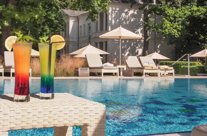 Sommerurlaub mit Pool & Strand: Steigenberger Grandhotel & Spa Heringsdorf, Deutschland, direkt am Strand, Wellness