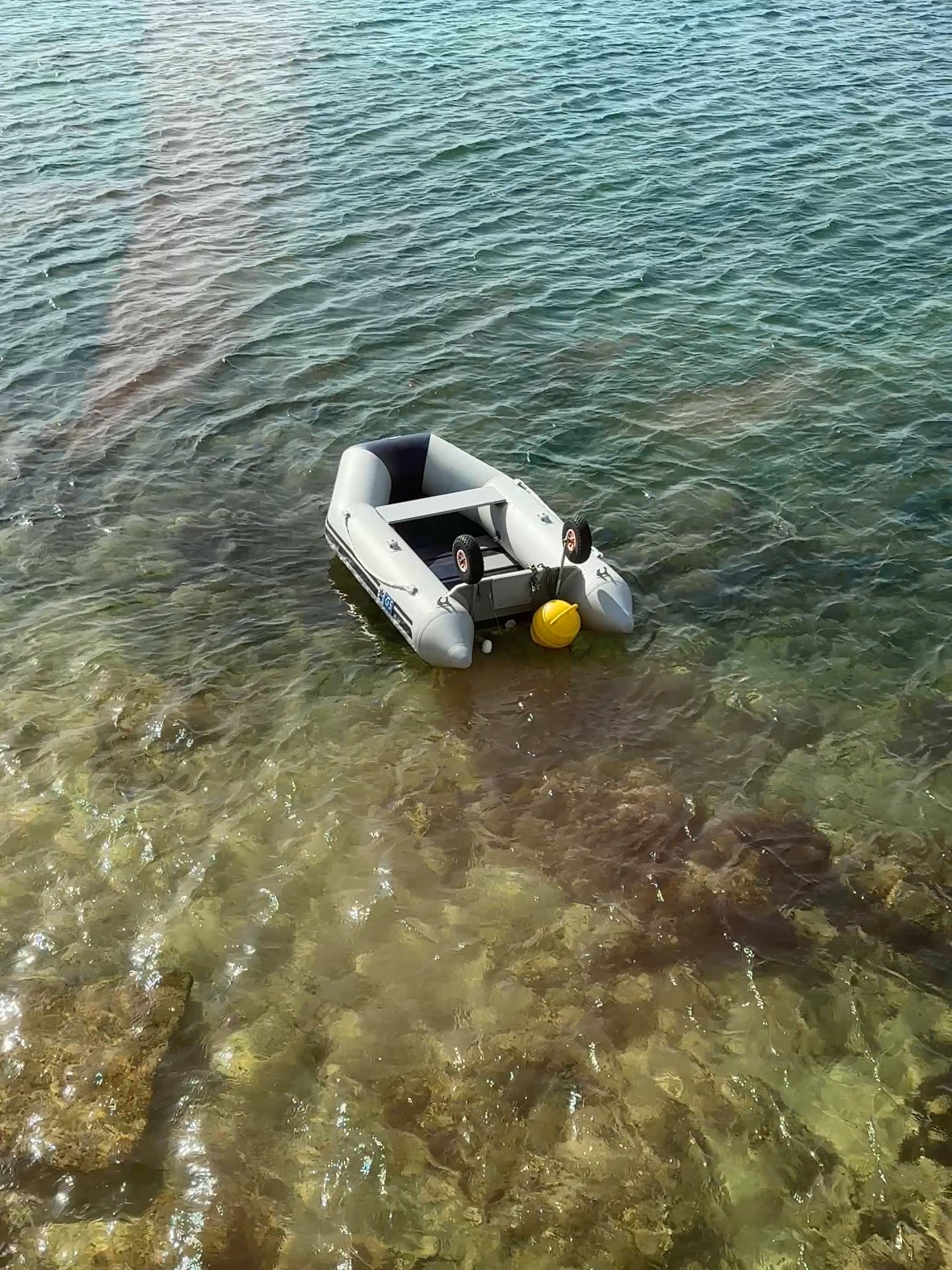 Mallorca im Sommer - Ausflüge wie eine Schlauchbootfahrt gehören dazu