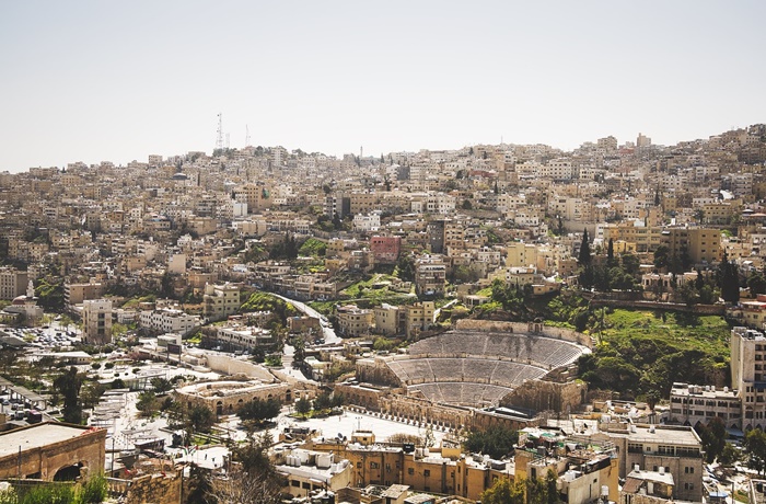 Hauptstadt von Jordanien mit vielen Häusern